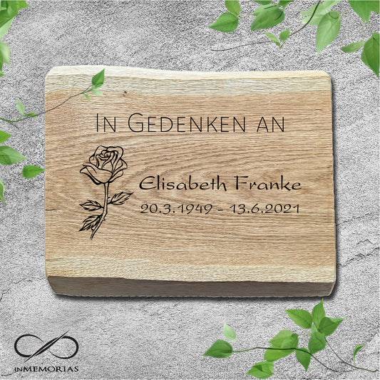 Schriftplatte für Grab und Urnengrab aus Eiche mit Baumkante Gedenktafel 057