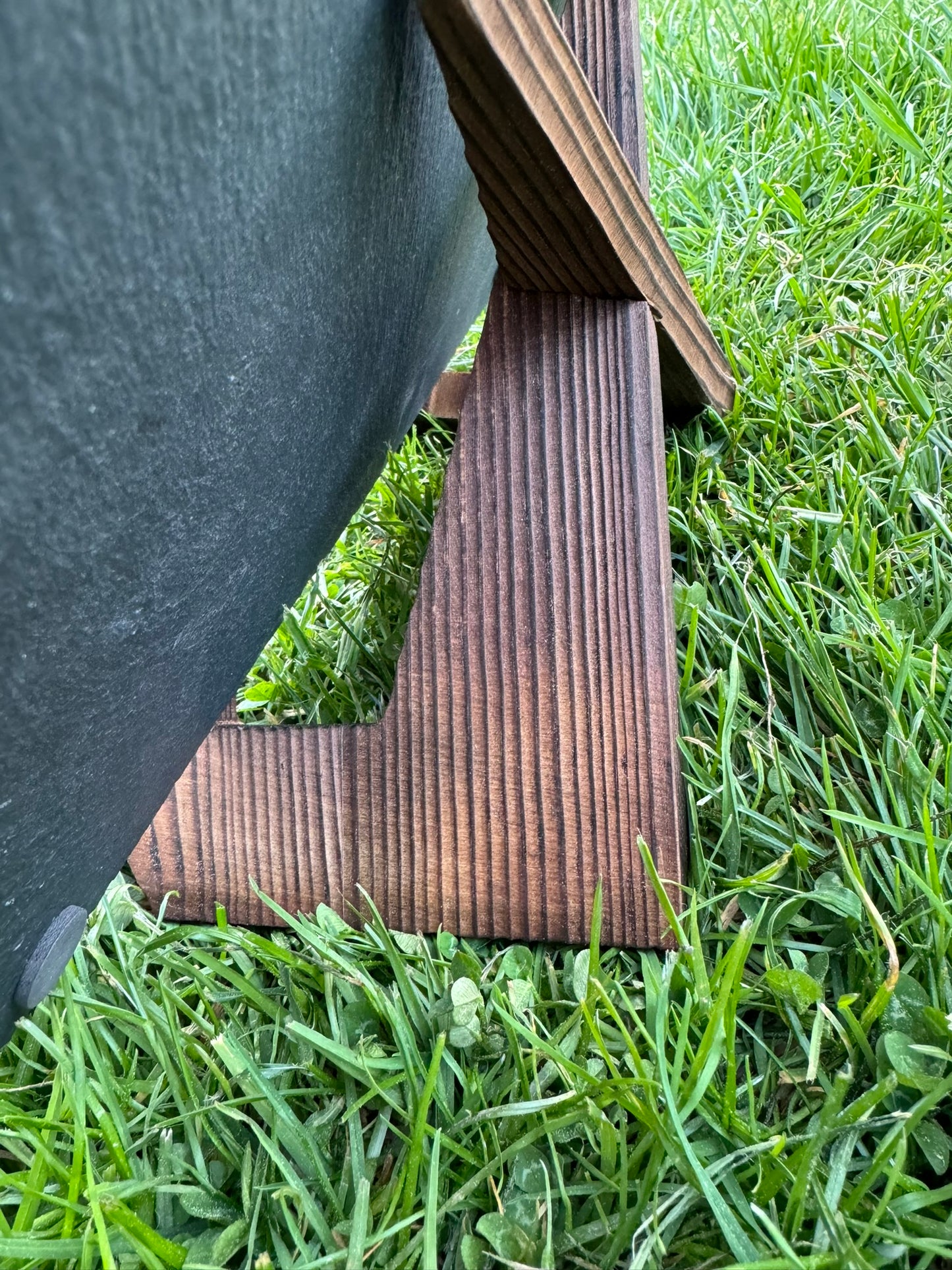 Ständer aus Holz